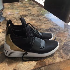 Brandy 3 KENDALL + KYLIE shoes UNISEX